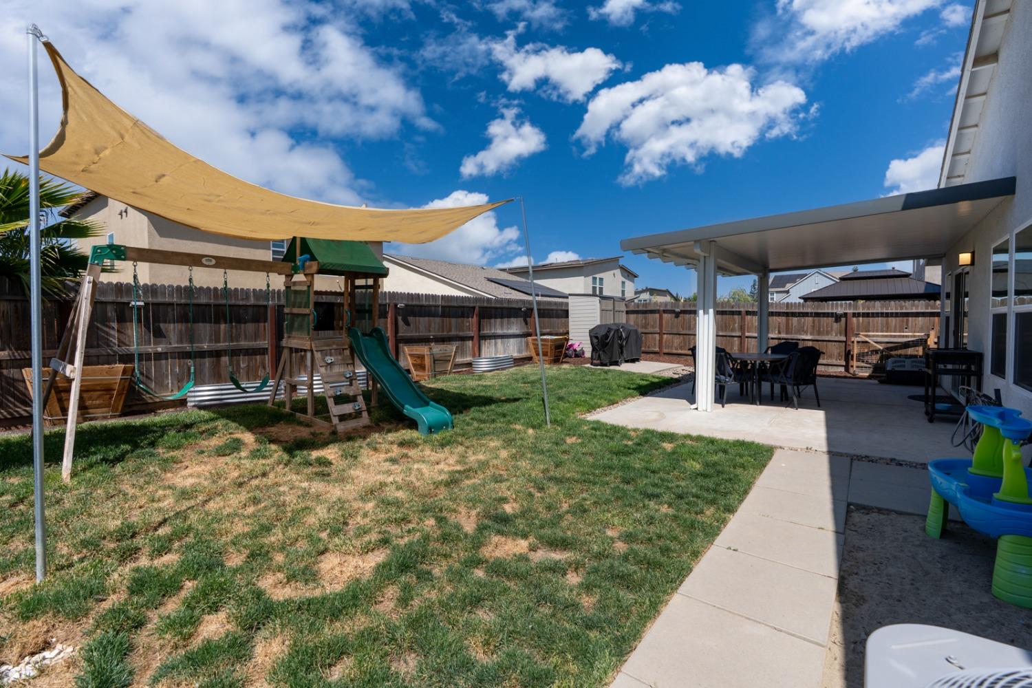 Detail Gallery Image 40 of 48 For 627 Suzanne Dr, Merced,  CA 95348 - 4 Beds | 2 Baths