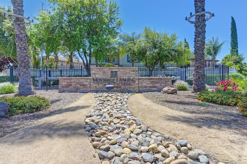 Detail Gallery Image 35 of 38 For 16796 English Country Trl, Lathrop,  CA 95330 - 4 Beds | 3 Baths
