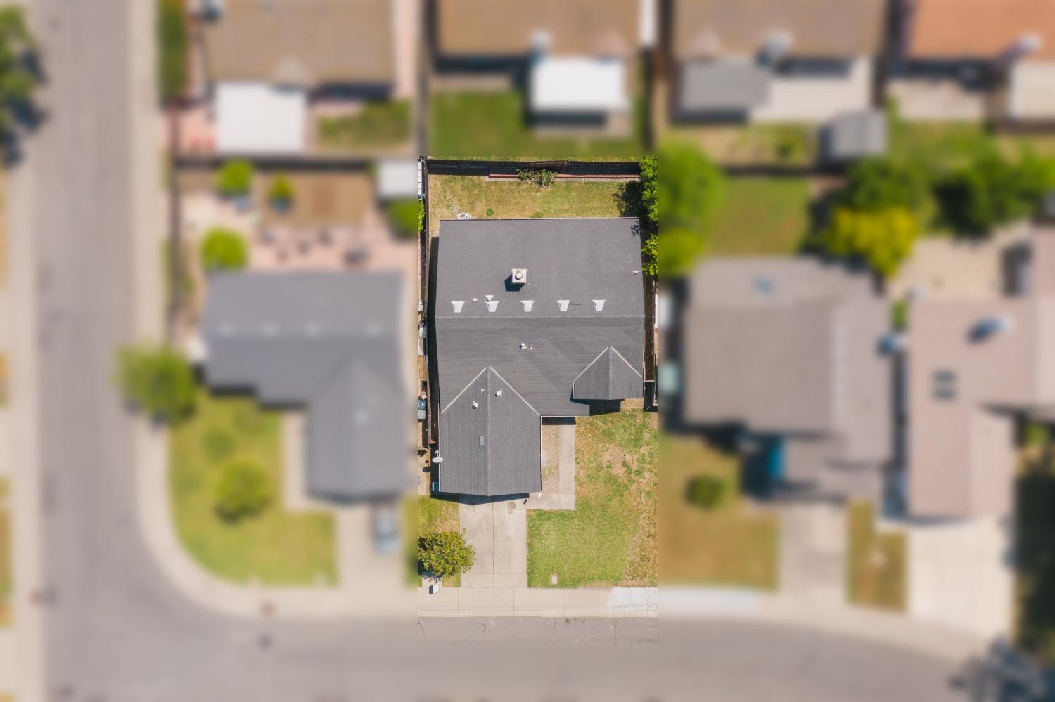 Detail Gallery Image 28 of 31 For 5521 Rightwood Way, Sacramento,  CA 95823 - 4 Beds | 2 Baths