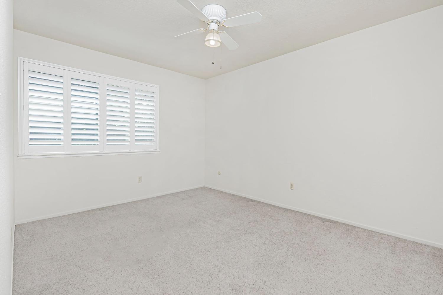 Photo #18: 225059717 Listing: Photo #18