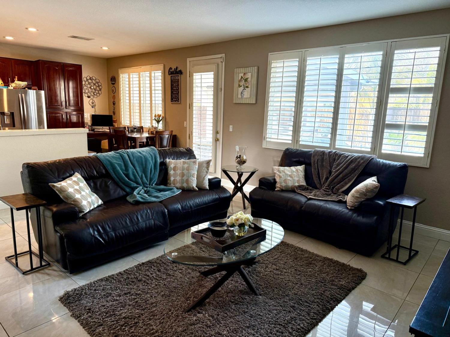 Detail Gallery Image 13 of 61 For 601 Olivine Ave, Lathrop,  CA 95330 - 5 Beds | 3 Baths