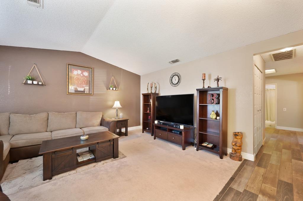 New River Circle, Rancho Cordova, California image 6