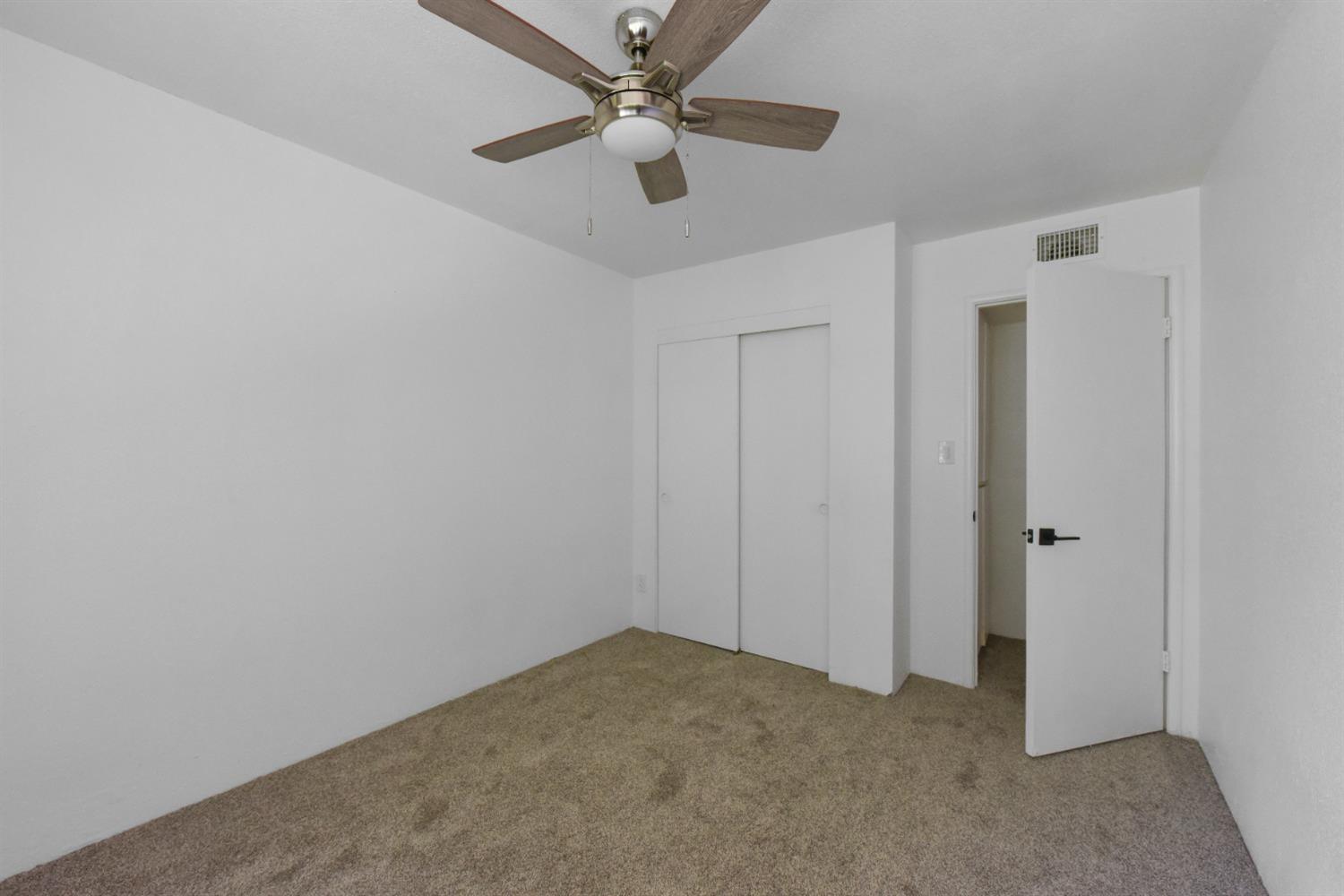 Photo #10: 225058863 Listing: Photo #10