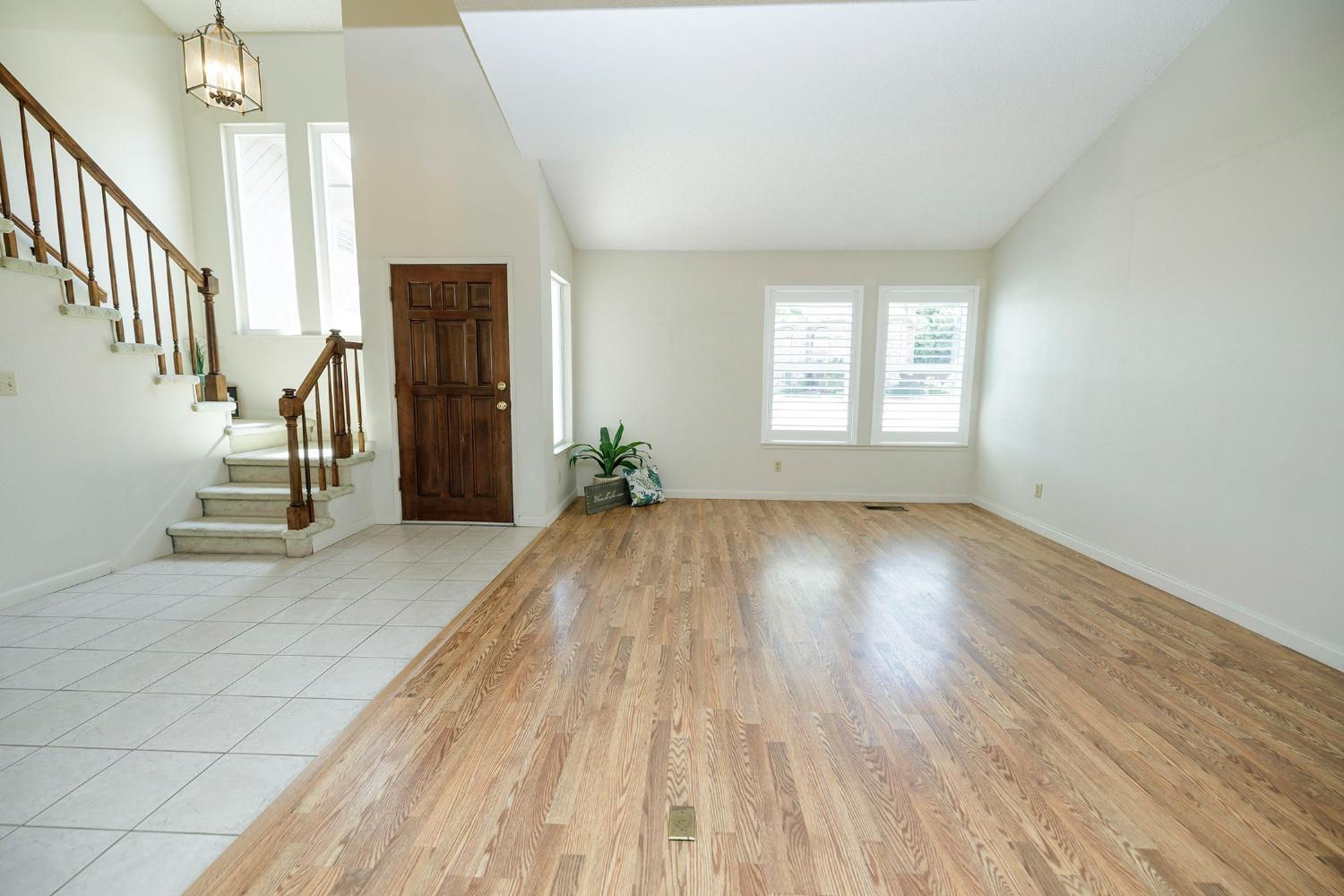 Oakridge Court, Modesto, California image 7