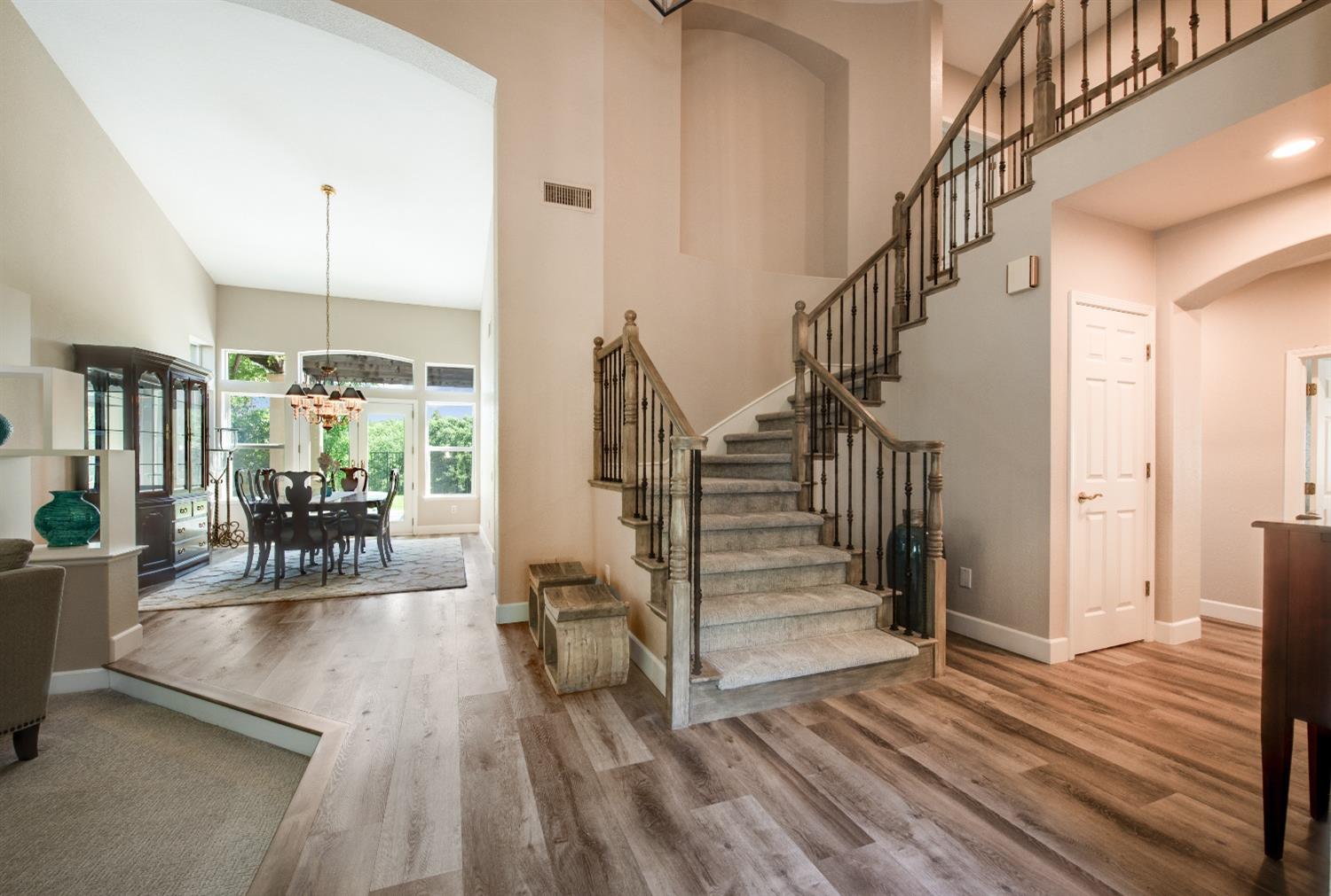 Detail Gallery Image 11 of 91 For 2813 Sitka Dr, Rocklin,  CA 95765 - 4 Beds | 3 Baths
