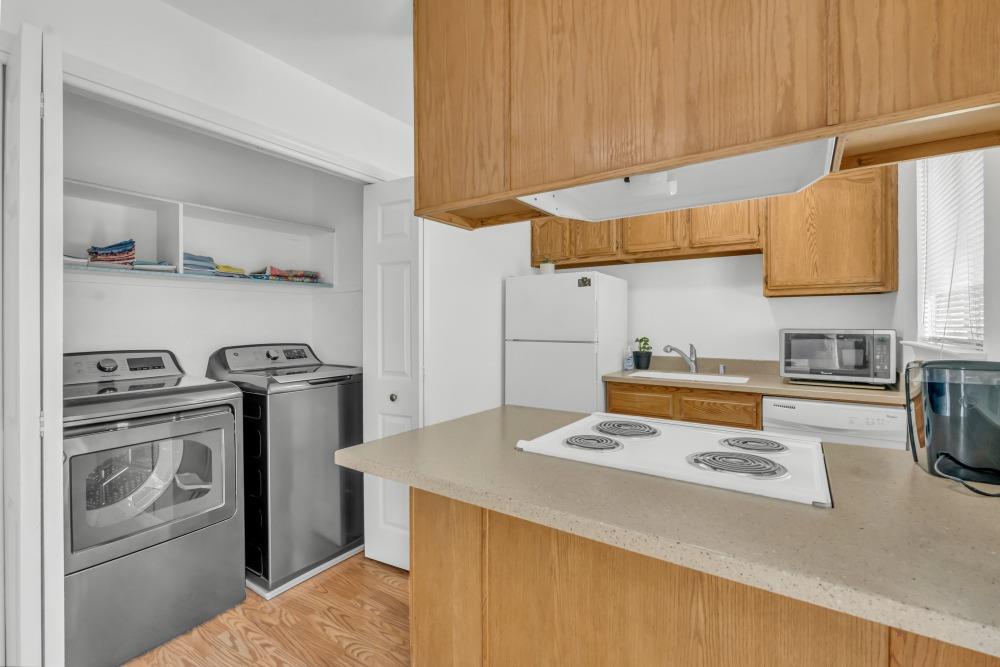 Photo #11: 225059817 Listing: Photo #11