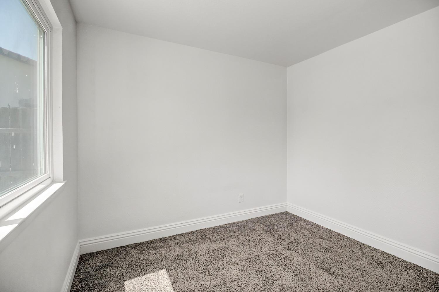 Detail Gallery Image 35 of 39 For 5756 Himalaya Way, Citrus Heights,  CA 95621 - 4 Beds | 3/1 Baths