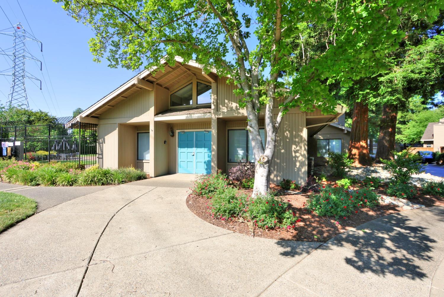 Detail Gallery Image 59 of 69 For 1982 University Park Dr, Sacramento,  CA 95825 - 3 Beds | 2/1 Baths