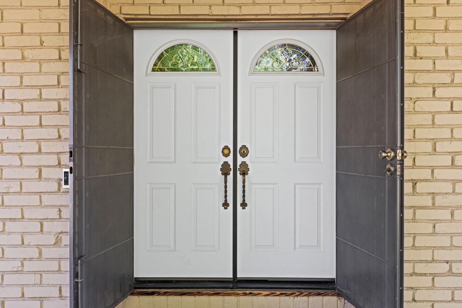 Detail Gallery Image 6 of 46 For 5038 Illinois Ave, Fair Oaks,  CA 95628 - 4 Beds | 2 Baths