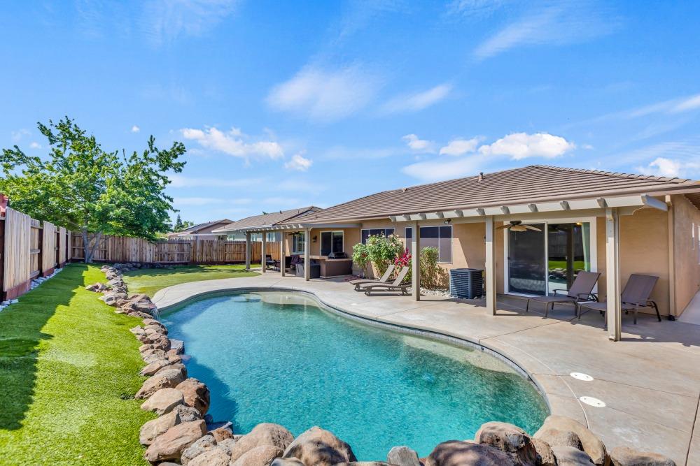 Detail Gallery Image 53 of 66 For 929 Jordine Way, Galt,  CA 95632 - 5 Beds | 2/1 Baths