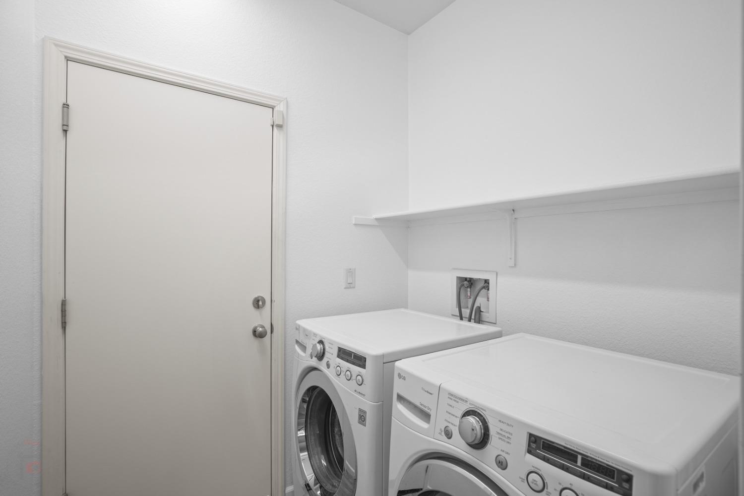 Detail Gallery Image 28 of 45 For 1355 Santona St, Manteca,  CA 95337 - 3 Beds | 2 Baths