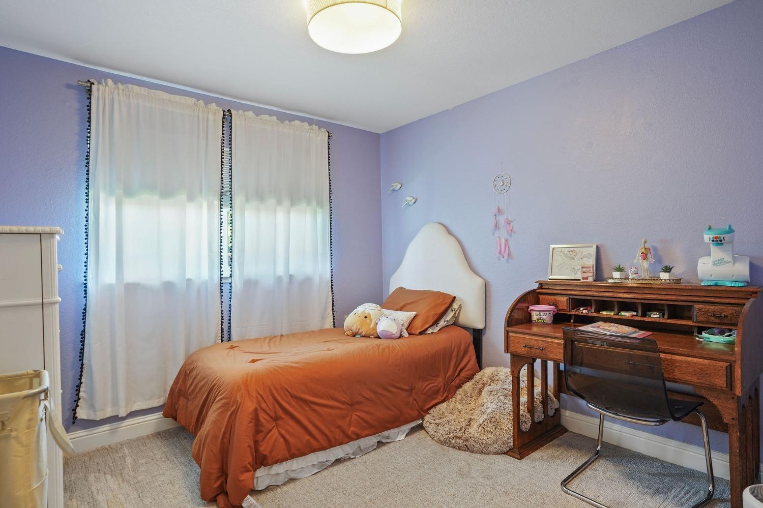 Detail Gallery Image 21 of 39 For 4950 Thor Way, Carmichael,  CA 95608 - 4 Beds | 3 Baths