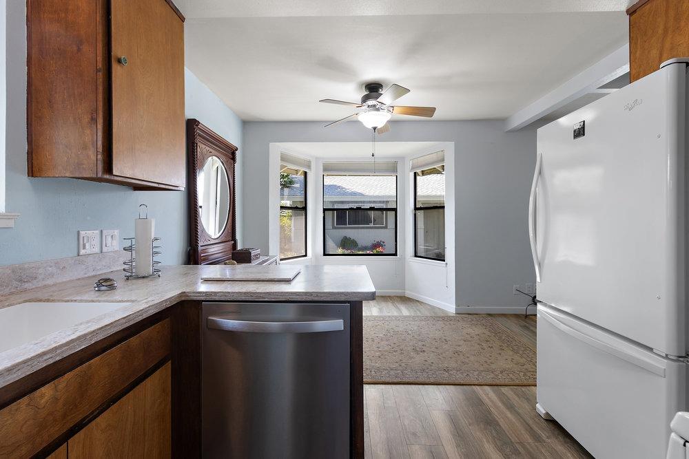 Detail Gallery Image 9 of 29 For 6116 Lincoln Ave, Carmichael,  CA 95608 - 2 Beds | 1 Baths