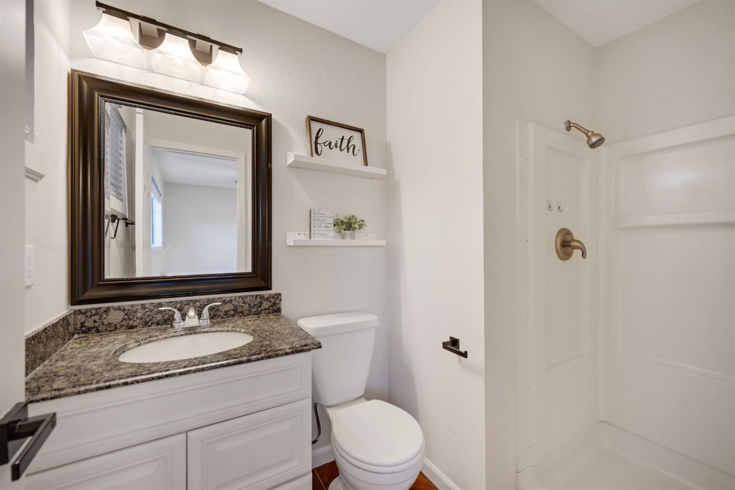 Detail Gallery Image 17 of 27 For 356 Yampa Cir, Sacramento,  CA 95838 - 3 Beds | 2 Baths