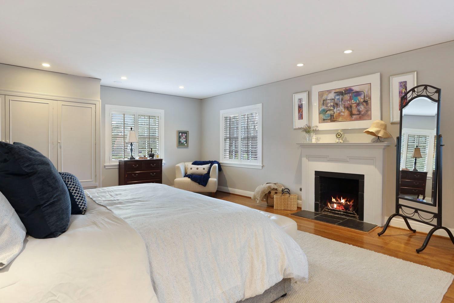 Detail Gallery Image 14 of 25 For 930 Sycamore Ave, Modesto,  CA 95350 - 4 Beds | 3/1 Baths