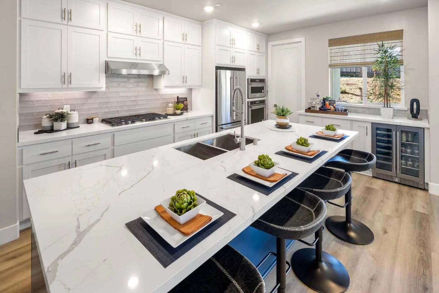 Detail Gallery Image 14 of 54 For 2500 Bramble Ct, Auburn,  CA 95603 - 3 Beds | 2/1 Baths
