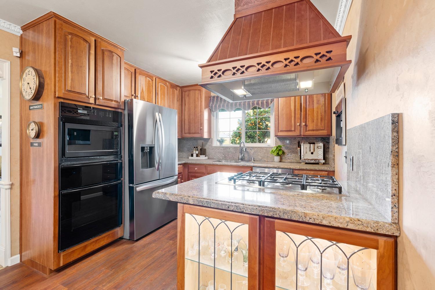 Detail Gallery Image 9 of 44 For 821 Penitencia St, Milpitas,  CA 95035 - 4 Beds | 2 Baths