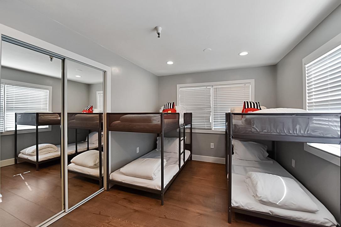 Detail Gallery Image 33 of 48 For 4322 4th Ave, Sacramento,  CA 95817 - 4 Beds | 3/1 Baths