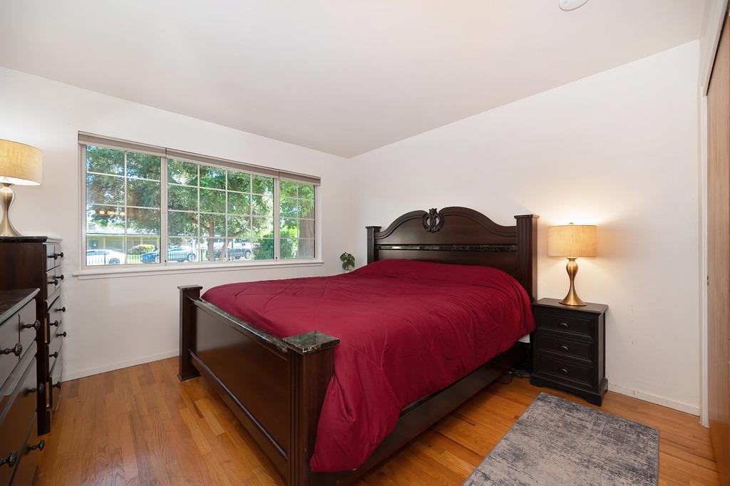 Detail Gallery Image 13 of 34 For 5328 Kenneth Ave, Carmichael,  CA 95608 - 3 Beds | 2 Baths