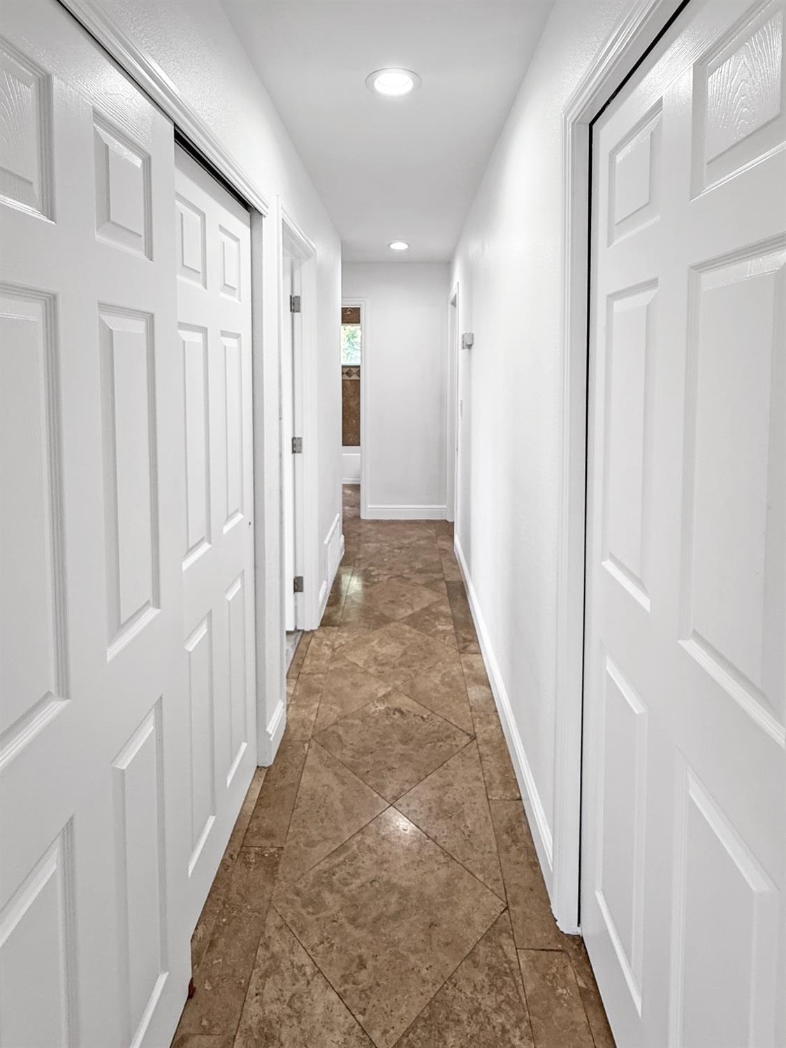 Detail Gallery Image 10 of 27 For 4169 Birdwell Way, North Highlands,  CA 95660 - 3 Beds | 2 Baths