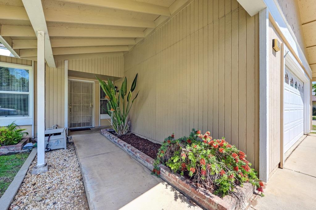 New River Circle, Rancho Cordova, California image 5