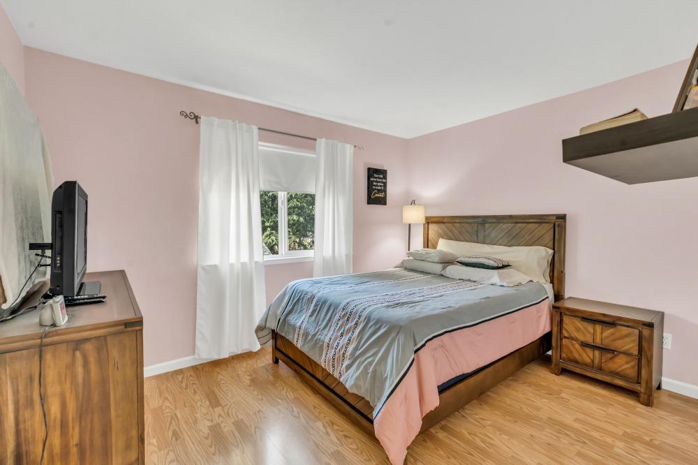 Photo #19: 225059817 Listing: Photo #19