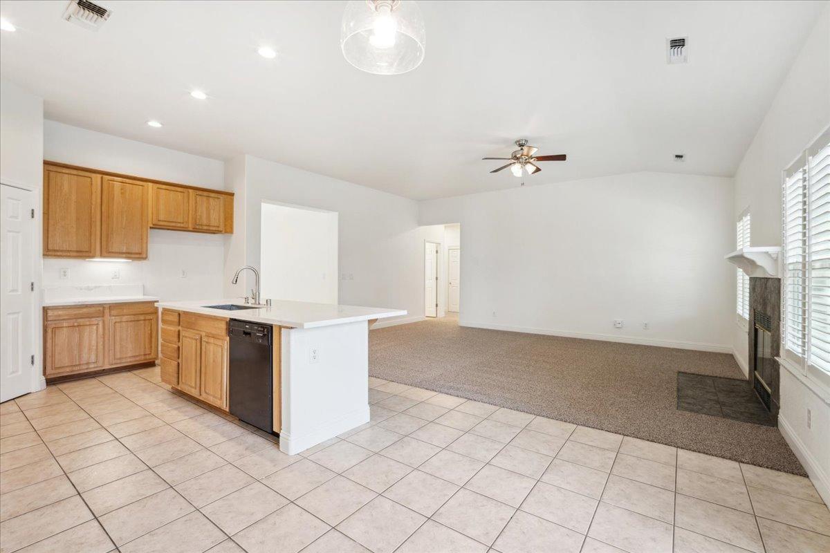 Detail Gallery Image 19 of 45 For 1128 Skyline Dr, Yuba City,  CA 95991 - 4 Beds | 2 Baths