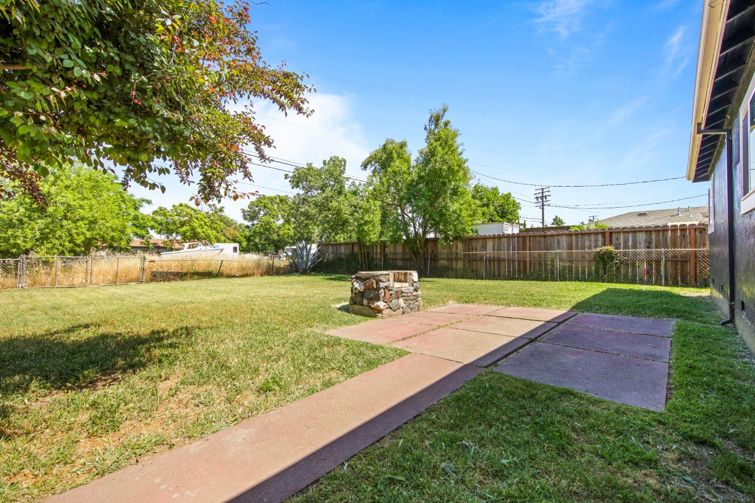 Detail Gallery Image 35 of 48 For 2310 Scribner St, Stockton,  CA 95206 - 2 Beds | 1 Baths