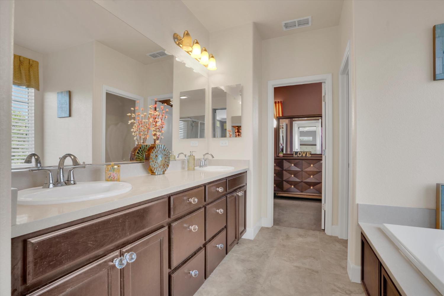 Detail Gallery Image 29 of 42 For 692 N Montebello St, Mountain House,  CA 95391 - 5 Beds | 4 Baths