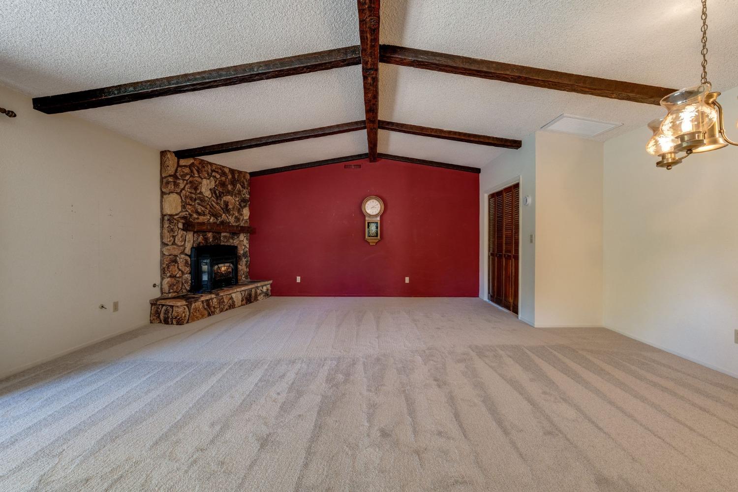 Detail Gallery Image 16 of 40 For 8700 Tipton Ct, Elk Grove,  CA 95624 - 3 Beds | 2/1 Baths