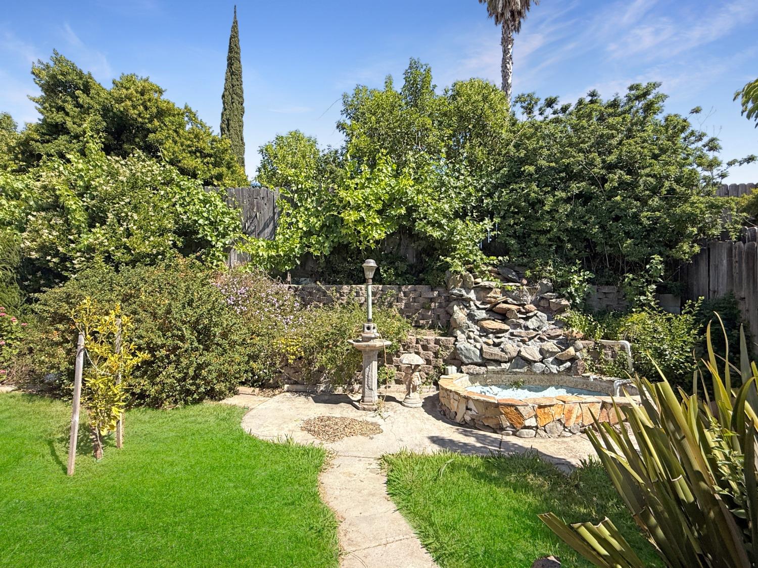 Detail Gallery Image 25 of 27 For 4169 Birdwell Way, North Highlands,  CA 95660 - 3 Beds | 2 Baths