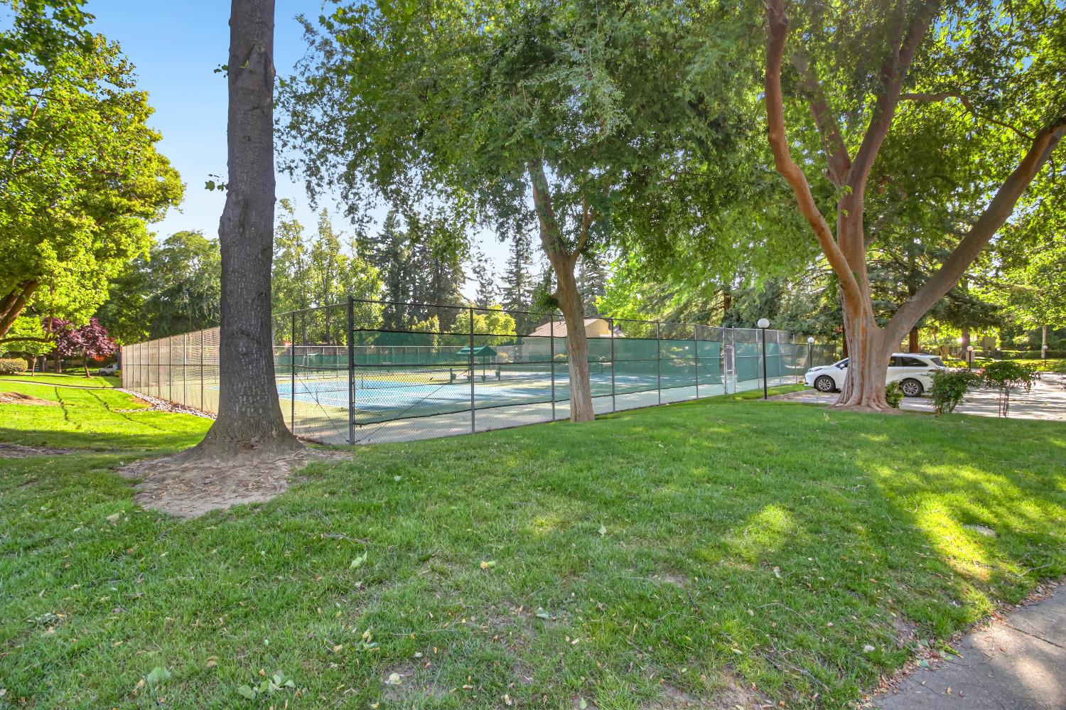 Detail Gallery Image 46 of 48 For 26 Adelphi Ct, Sacramento,  CA 95825 - 3 Beds | 2/1 Baths