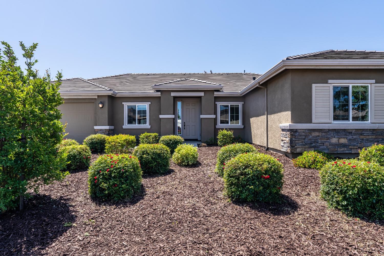 Detail Gallery Image 6 of 56 For 2050 Danforth Way, Plumas Lake,  CA 95961 - 4 Beds | 3 Baths