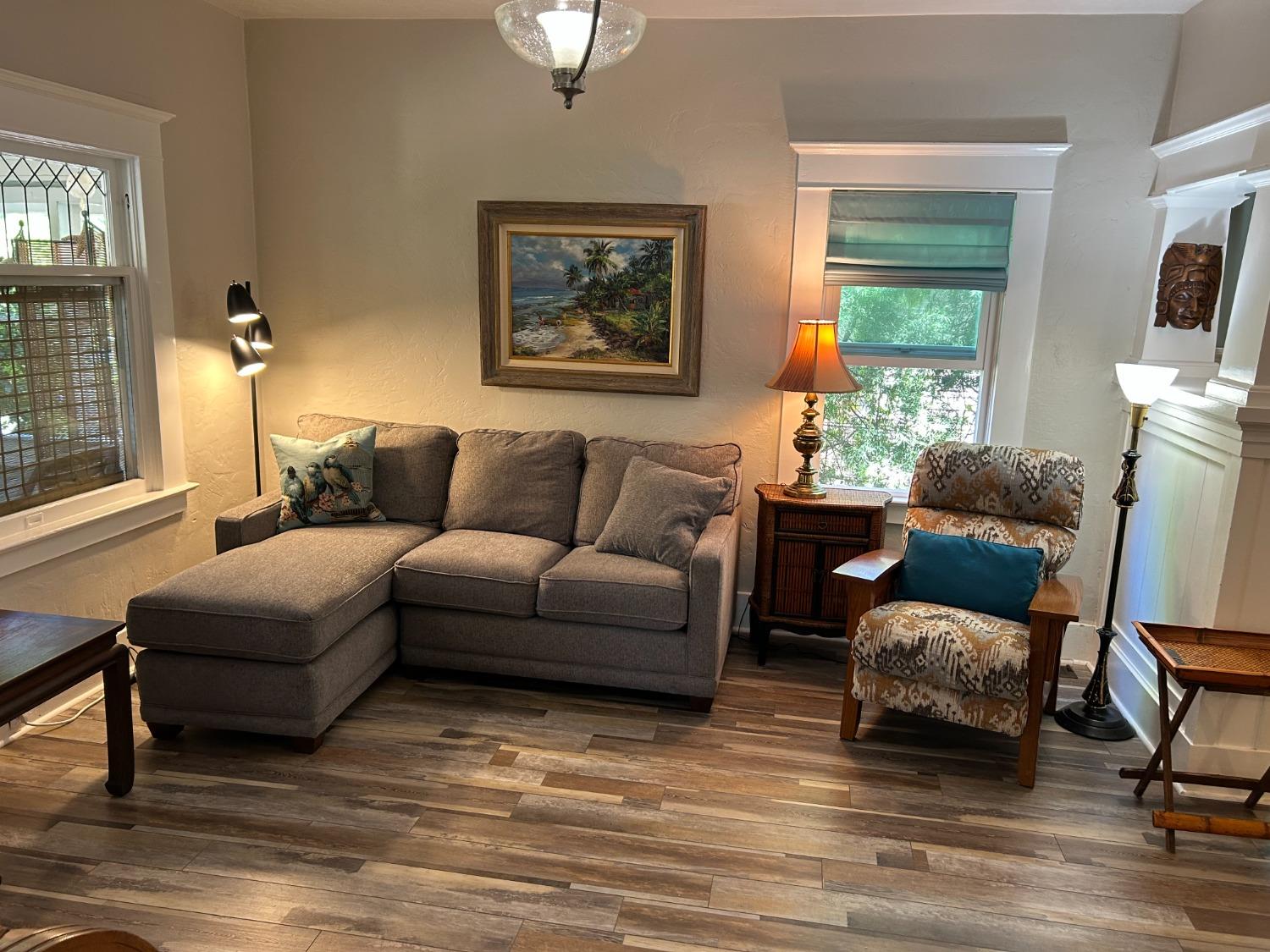 Detail Gallery Image 3 of 12 For 524 Melrose St, Modesto,  CA 95354 - 2 Beds | 2 Baths