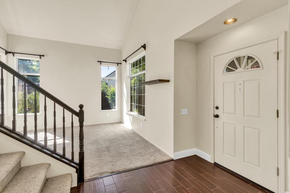 Detail Gallery Image 6 of 37 For 5209 Copper Ridge Way, Antelope,  CA 95843 - 4 Beds | 2/1 Baths