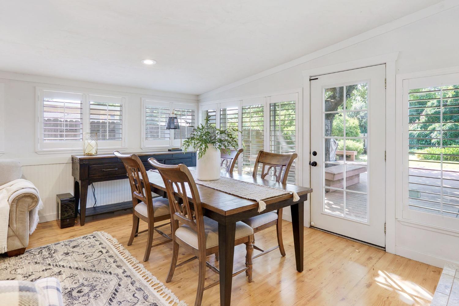 Detail Gallery Image 12 of 25 For 7158 Sunset Ave, Fair Oaks,  CA 95628 - 3 Beds | 1/1 Baths
