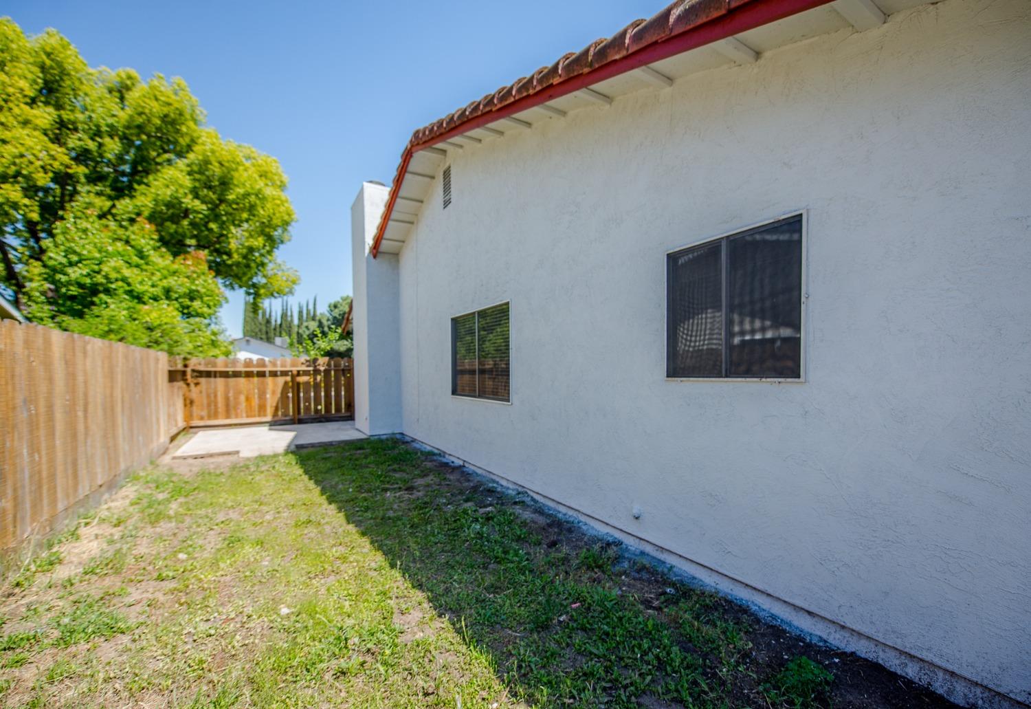 Detail Gallery Image 43 of 46 For 1925 Arrowsmith Dr, Manteca,  CA 95336 - 3 Beds | 2 Baths