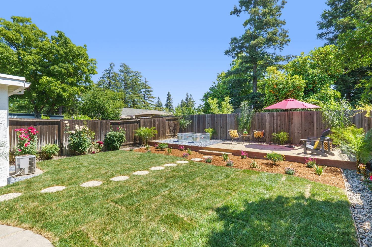 Halifax Avenue, Davis, California image 20