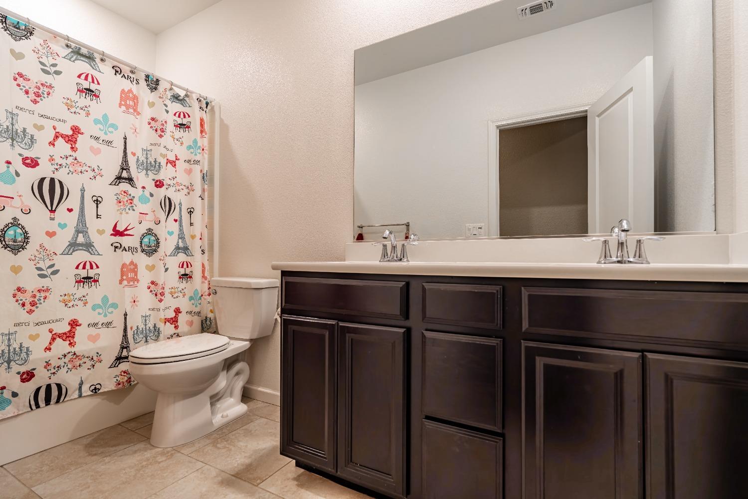 Detail Gallery Image 39 of 56 For 2050 Danforth Way, Plumas Lake,  CA 95961 - 4 Beds | 3 Baths