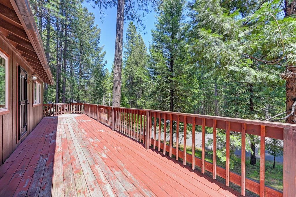 Fawn Drive, Pollock Pines, California image 33