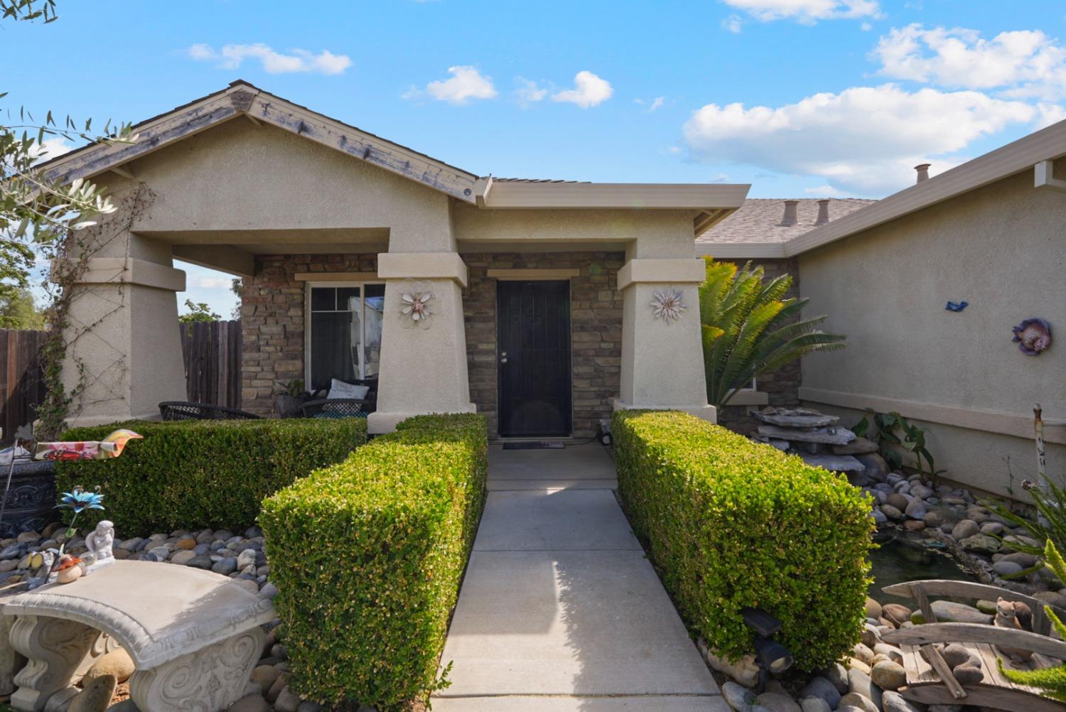 Detail Gallery Image 4 of 43 For 13706 Yerba Buena Ave, Gustine,  CA 95322 - 4 Beds | 2 Baths