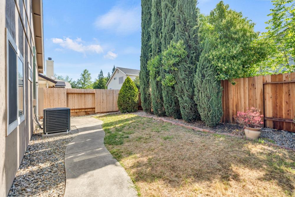 Detail Gallery Image 30 of 37 For 9255 Guillermina Ct, Elk Grove,  CA 95758 - 3 Beds | 2 Baths