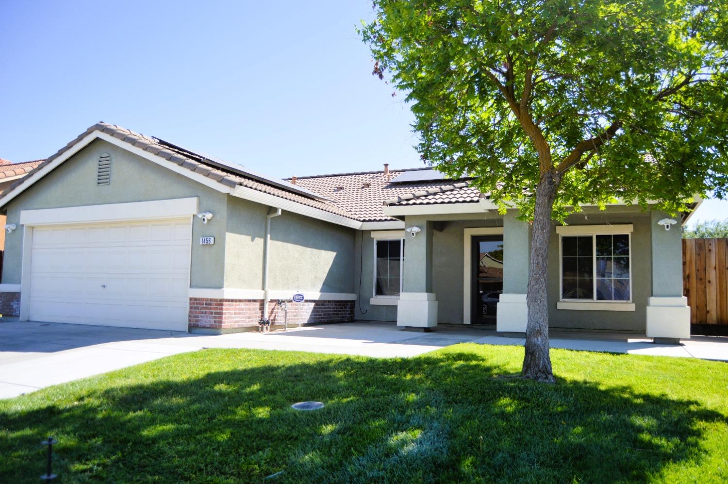 Almador Terrace, Atwater, California image 1
