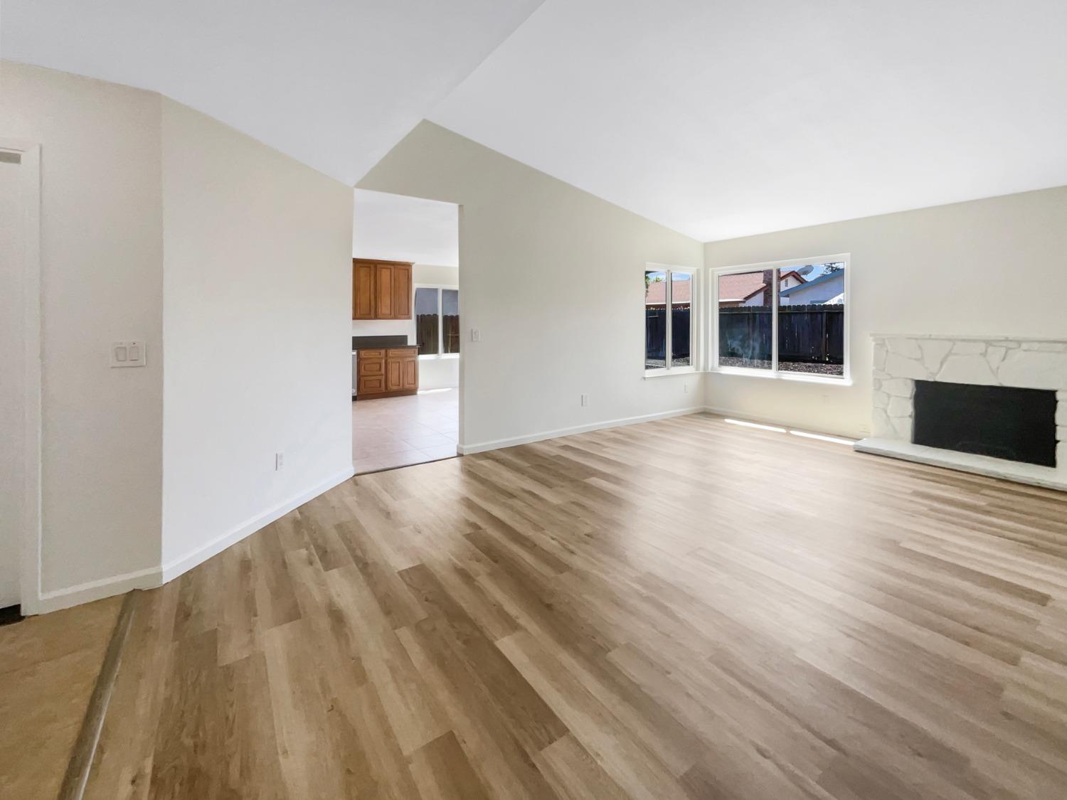 Detail Gallery Image 28 of 29 For 3023 Rosemont Dr, Sacramento,  CA 95826 - 3 Beds | 2 Baths