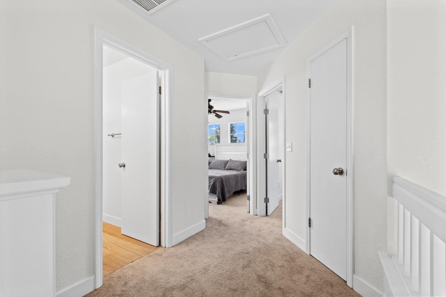 Detail Gallery Image 29 of 50 For 9557 W Village Tree Dr, Elk Grove,  CA 95758 - 3 Beds | 2/1 Baths