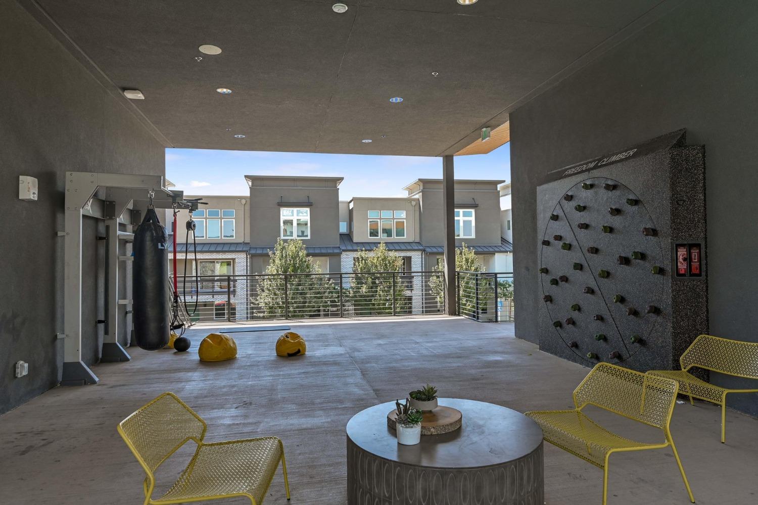 Detail Gallery Image 14 of 46 For 5516 El Dorado Ln, Dublin,  CA 94568 - 3 Beds | 4 Baths