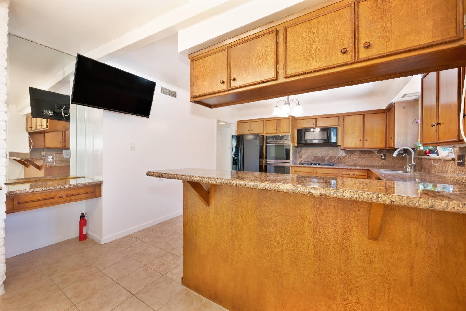 Detail Gallery Image 20 of 75 For 6207 Rampart Dr, Carmichael,  CA 95608 - 4 Beds | 3 Baths