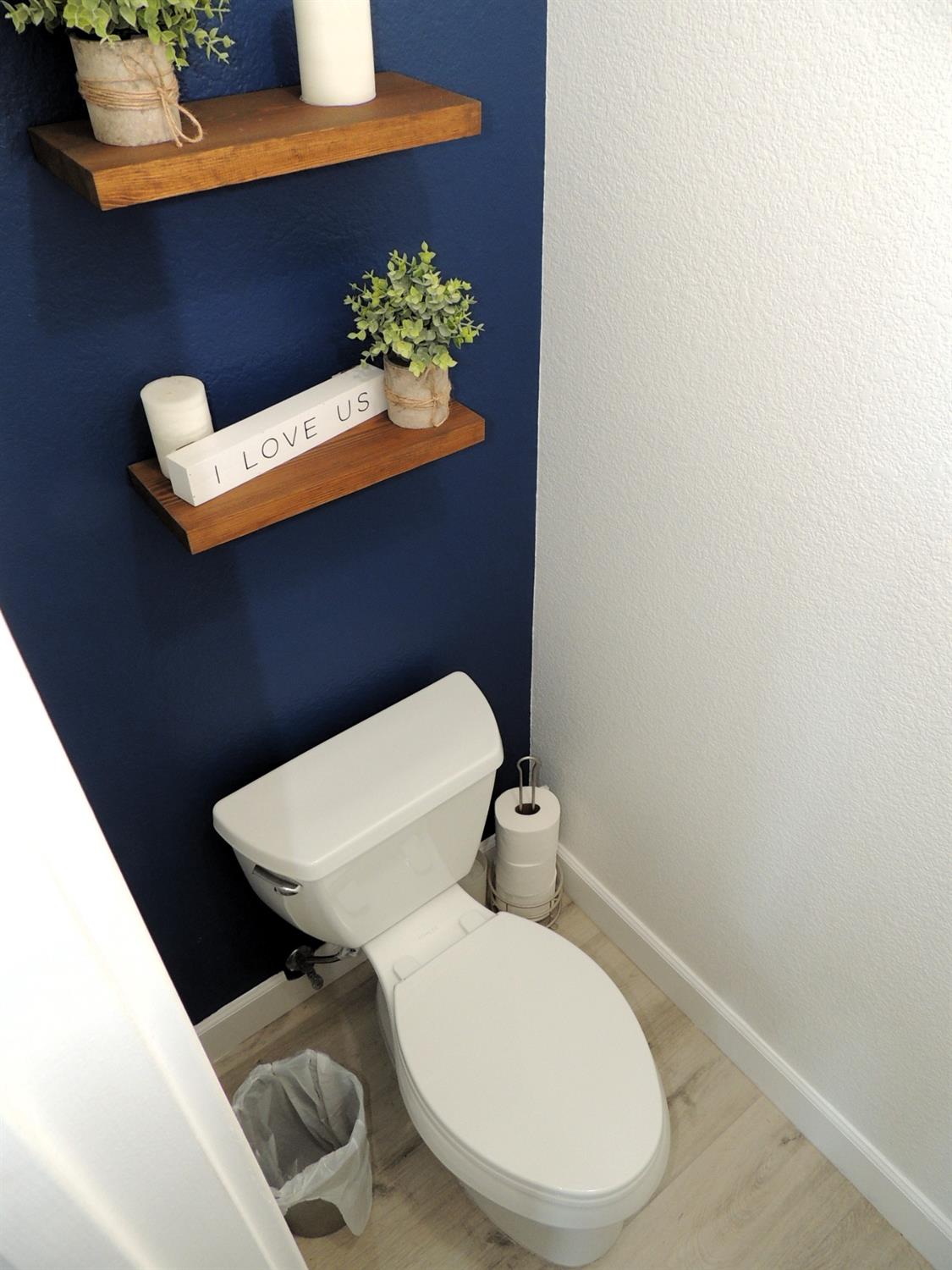 Detail Gallery Image 31 of 39 For 8979 Giant Panda Dr, Sacramento,  CA 95829 - 4 Beds | 3 Baths