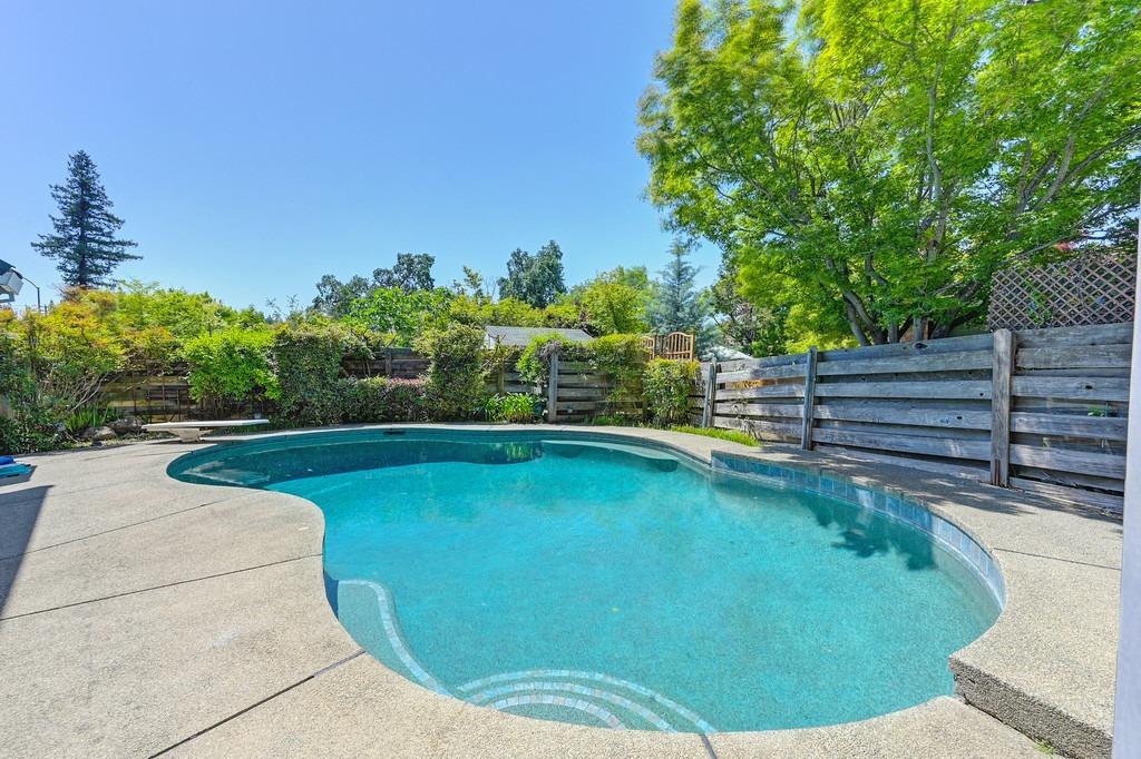 Detail Gallery Image 41 of 44 For 4156 Dena Way, Sacramento,  CA 95821 - 3 Beds | 2/1 Baths