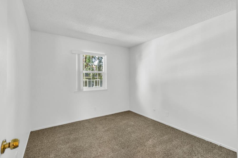 Detail Gallery Image 30 of 57 For 4020 Knoll Top Ct, Carmichael,  CA 95608 - 3 Beds | 1/1 Baths